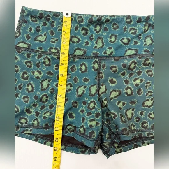 FLEO Green Leopard Shorts | Performance Gym Yoga Running - Picture 9 of 11